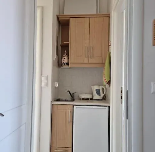 Stunning View In Sami Nyaraló