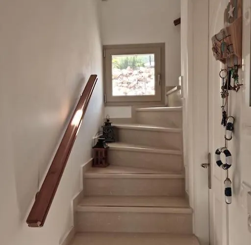 Stunning View In Sami Nyaraló *